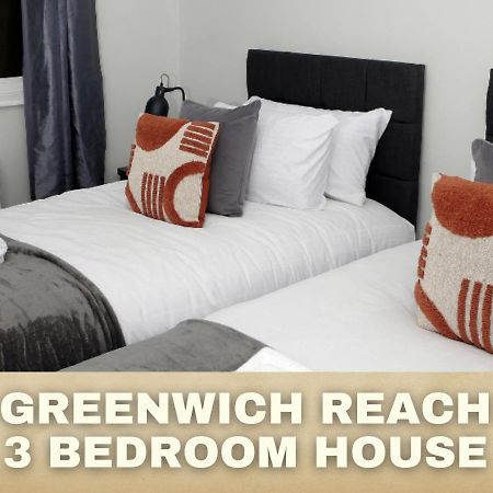 3-Bed House With Parking Near London O2 Lägenhet Exteriör bild