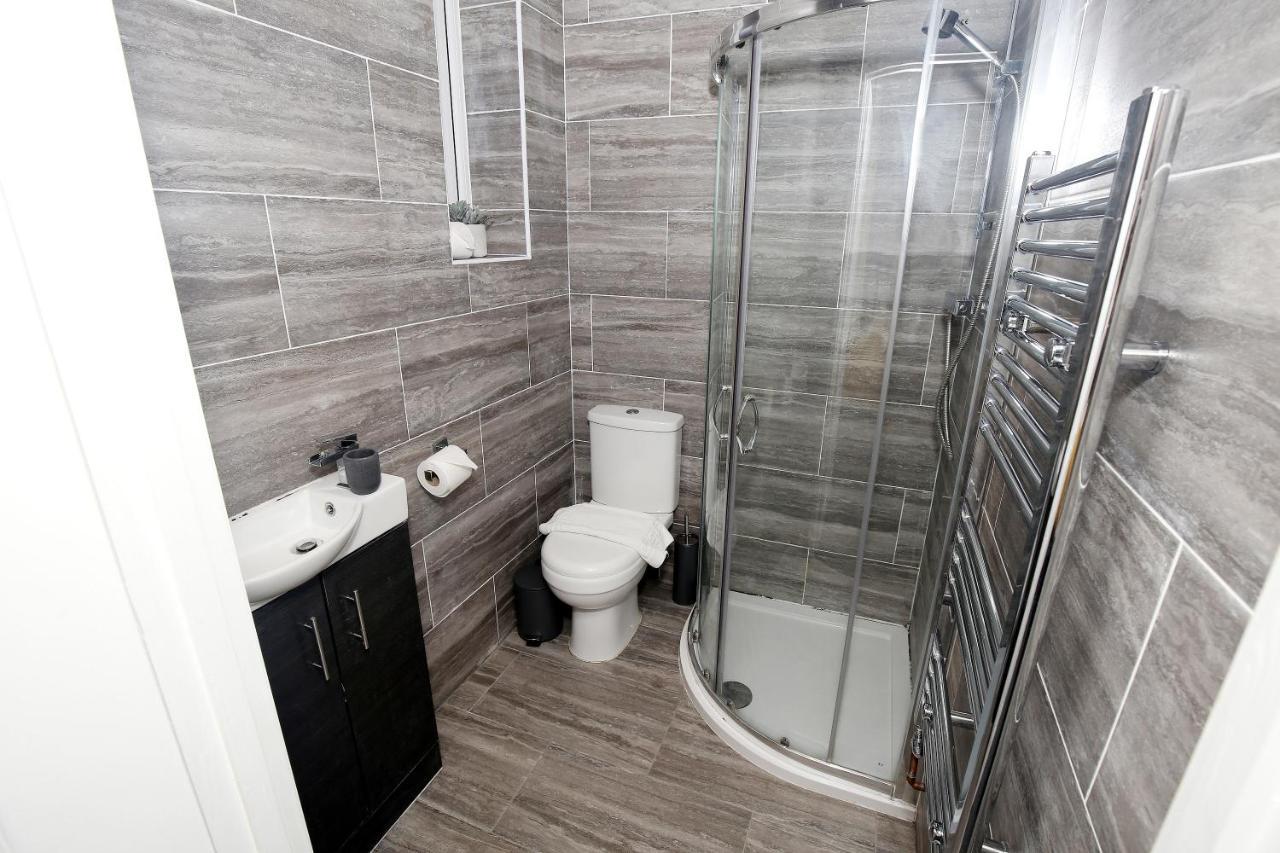 3-Bed House With Parking Near London O2 Lägenhet Exteriör bild